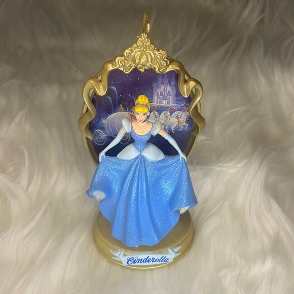 Vintage Disney Cinderella Hallmark Keepsake Christmas Ornament / NIB - Picture 4 of 6